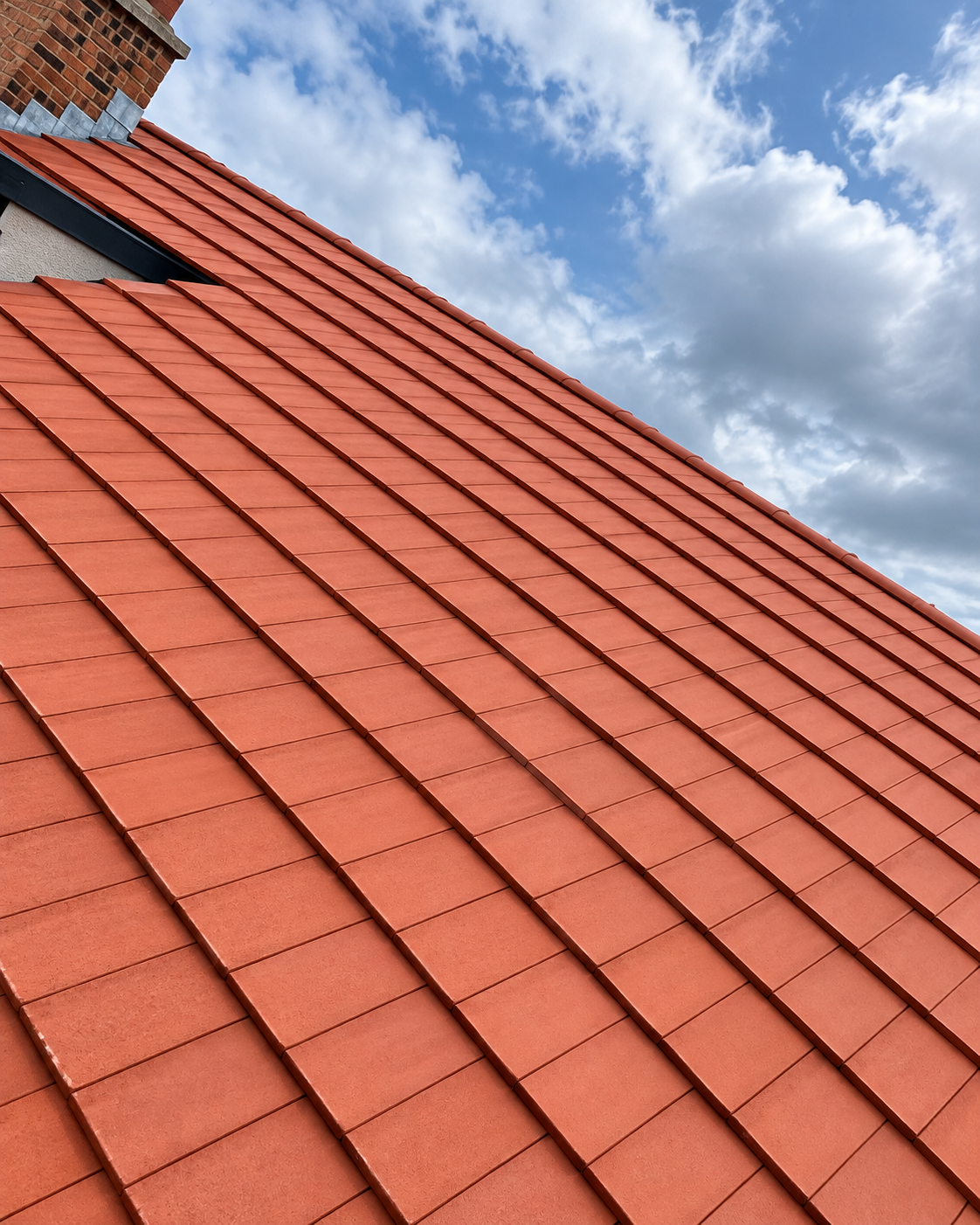 Traditional pitched roof and tiling work